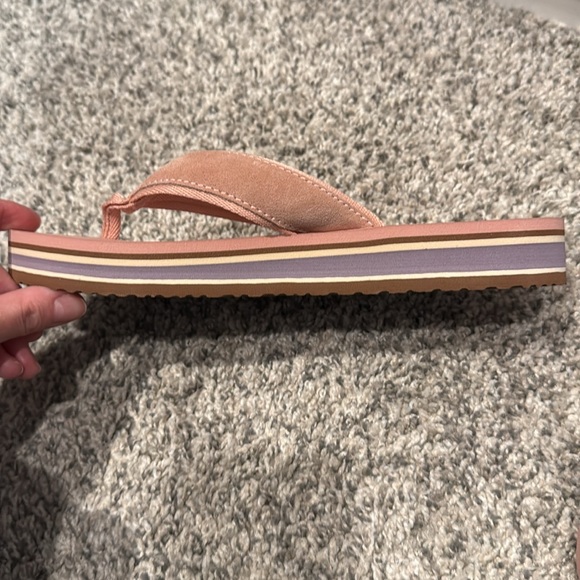 Tory Burch pink flip flops- size 8 - Picture 6 of 7